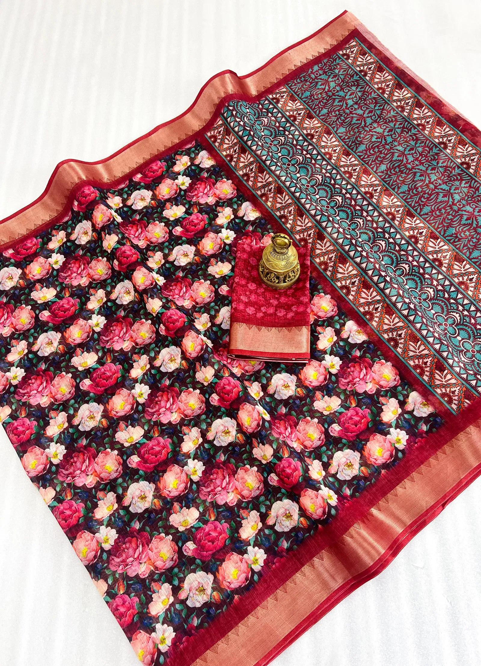 MG 401 Plain Linen Printed Daily Wear Sarees Wholesale Shop In Surat